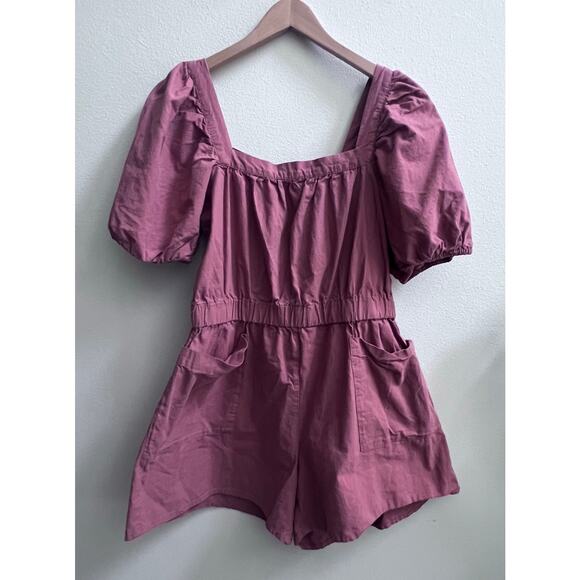 H&M Pants - H&M Squared Neck Romper Shorts Rust Brown Pulls Sleeves Pockets Womens Size M